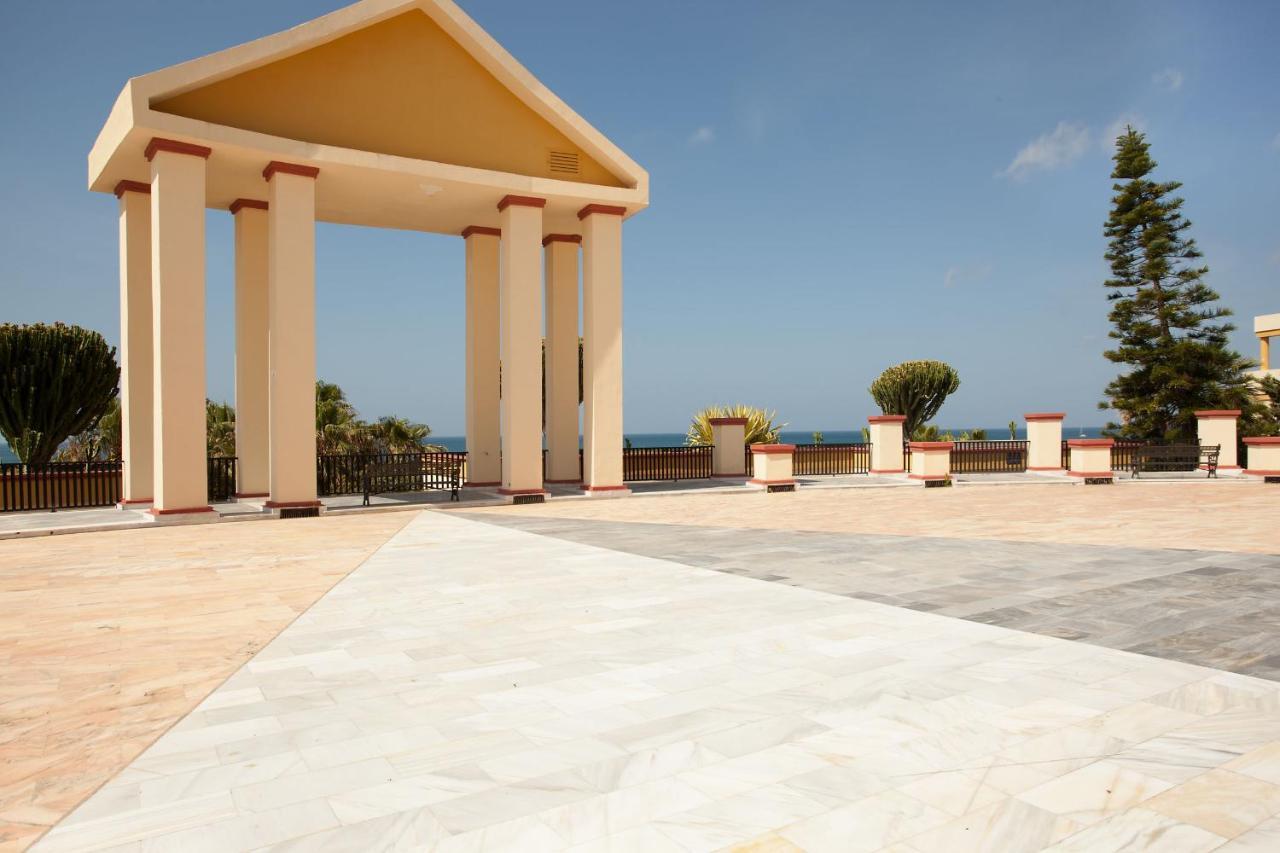 Romana Playa Studio Elviria Marbella Buitenkant foto