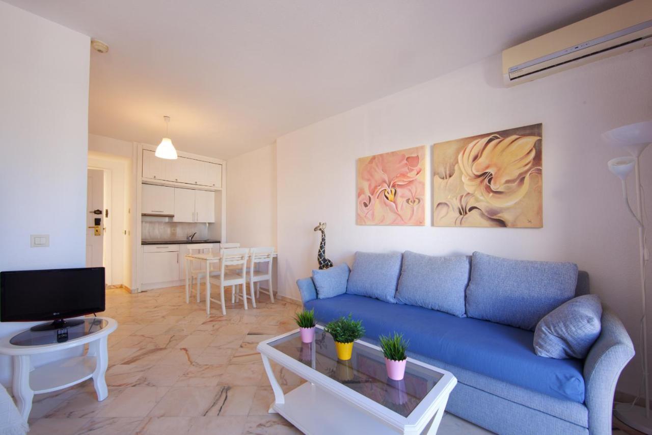 Romana Playa Studio Elviria Marbella Buitenkant foto