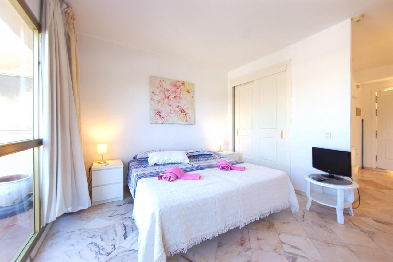 Romana Playa Studio Elviria Marbella Buitenkant foto
