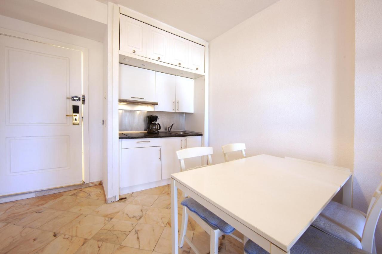 Romana Playa Studio Elviria Marbella Buitenkant foto